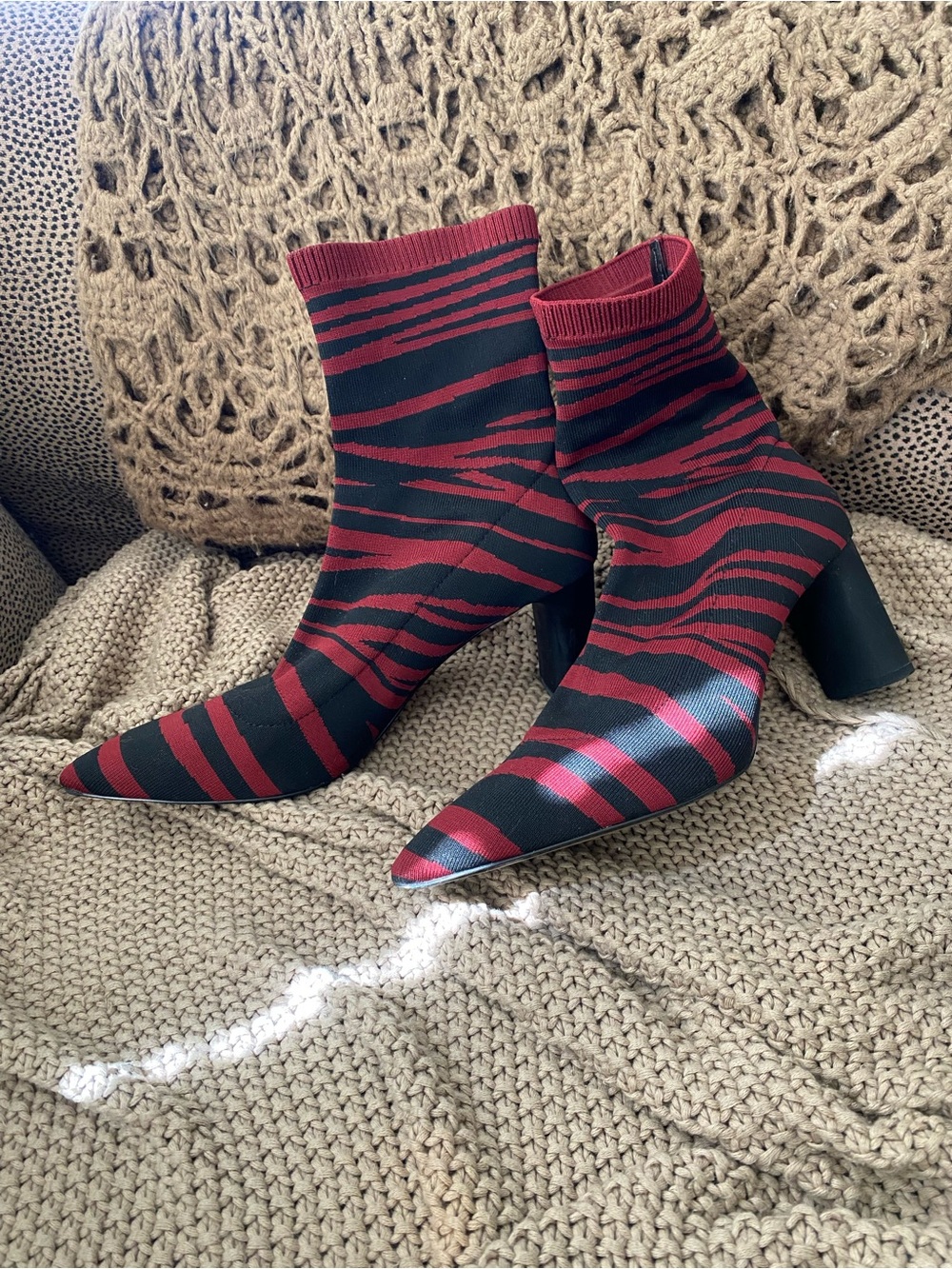 Zara zebra print sock booties 40 9 like new